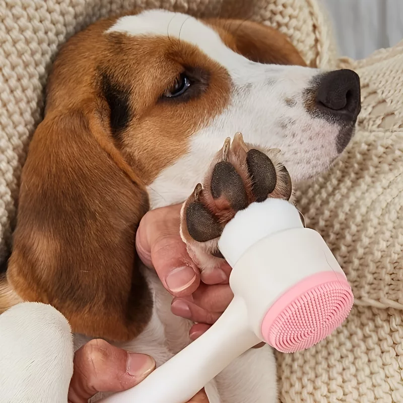 dog paw cleaner, dog foot cleaner, dog paw washer, dog foot washer